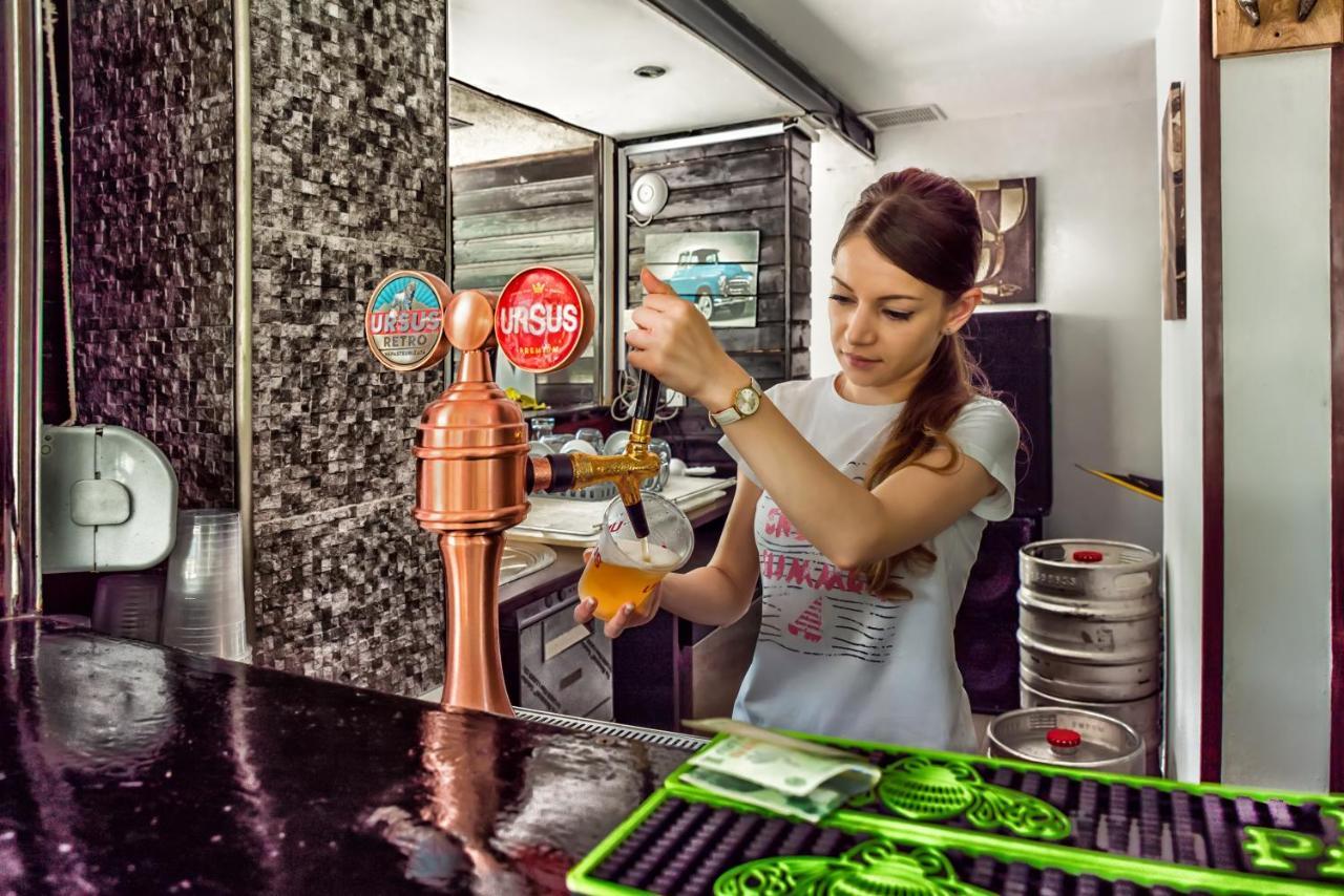Hotel Capitol Юпитер Екстериор снимка